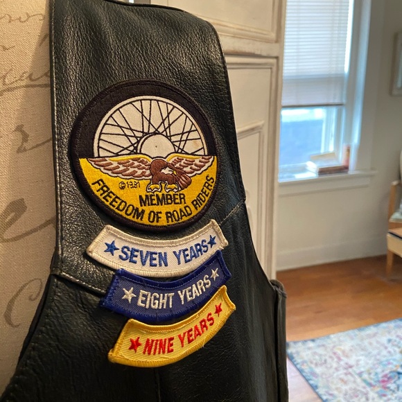 Diamond Leather Vintage Men’s Large Motorcycle Vest - Picture 6 of 9